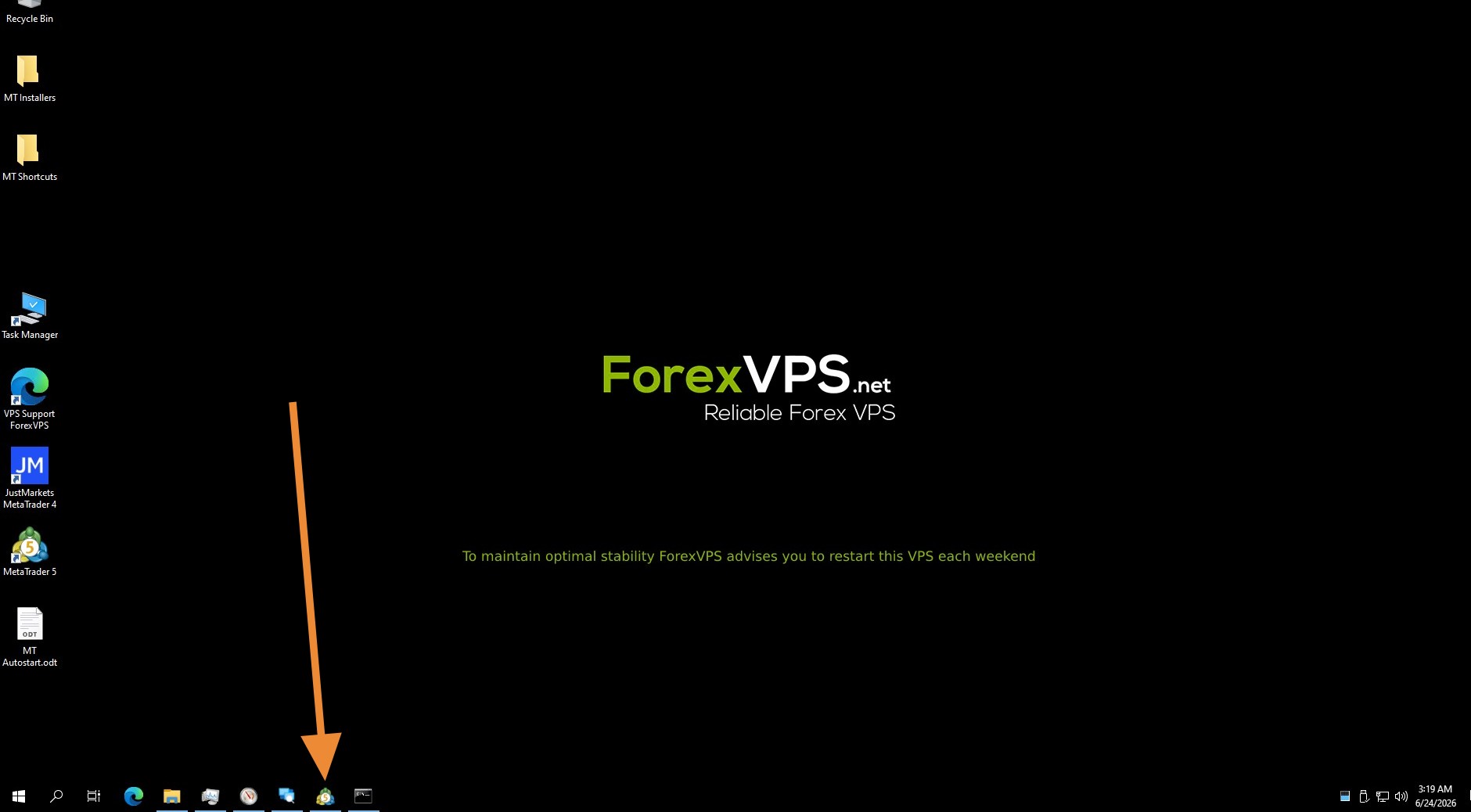 VPS desktop with File Explorer icon highlighted